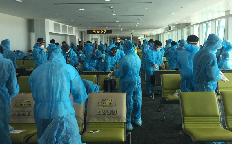 Nearly 180 Vietnamese citizens safely repatriated from Brunei